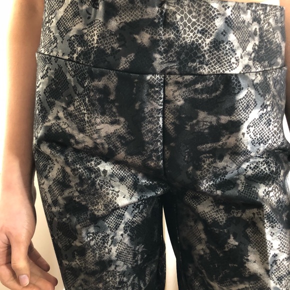 Solddd Outtt - Picture 3 of 5